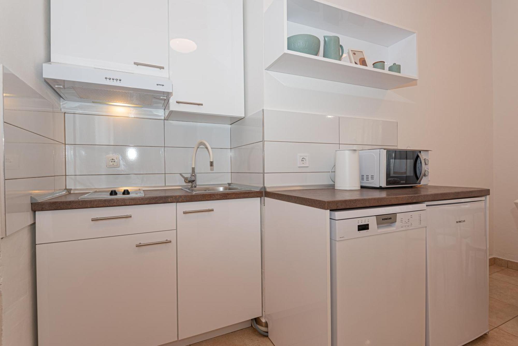 Apartments Lovric Vodice Exterior foto