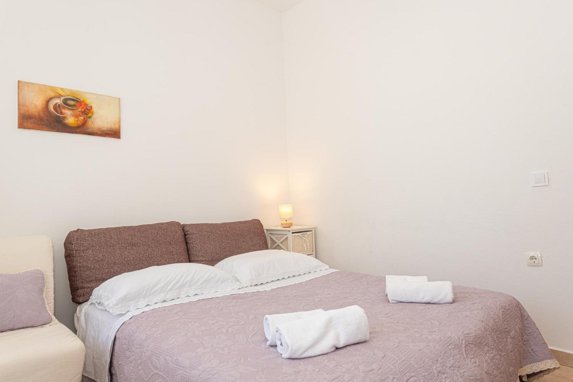 Apartments Lovric Vodice Exterior foto